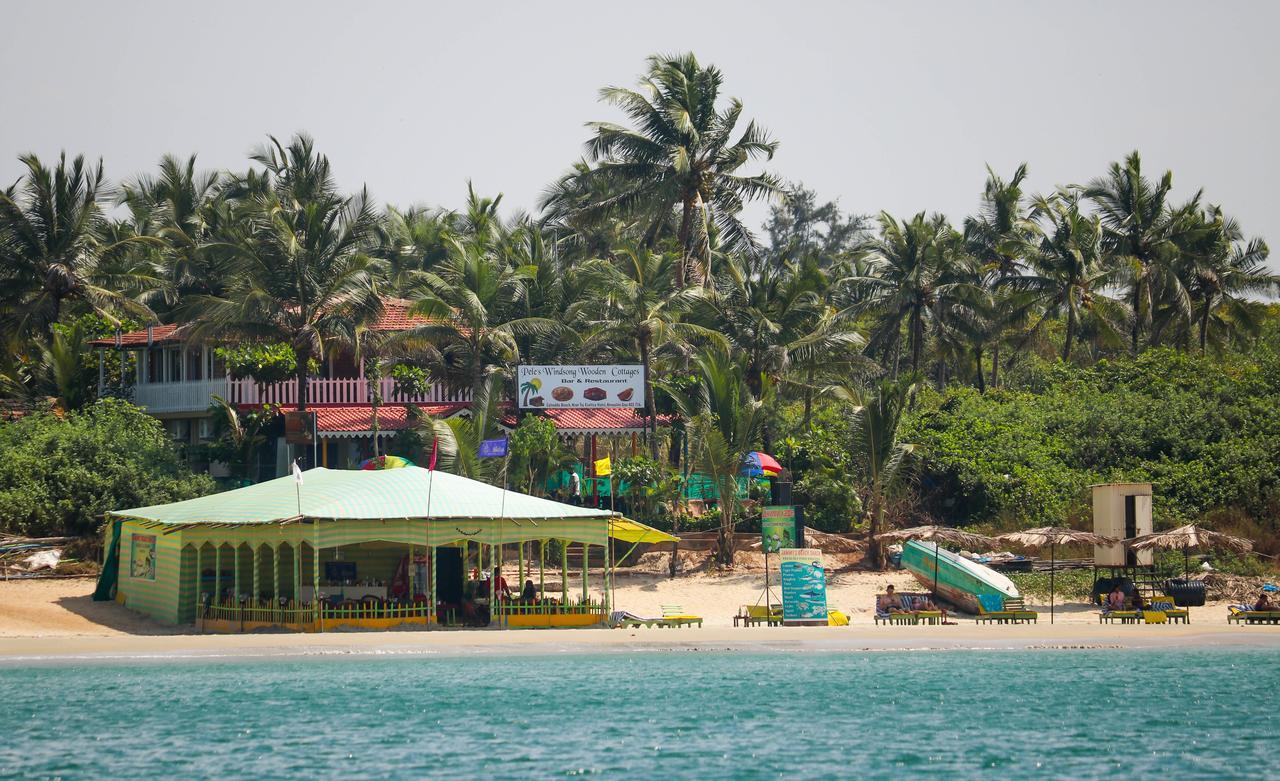 Pele'S Windsong Wood Cottage On The Beach Benaulim Eksteriør billede